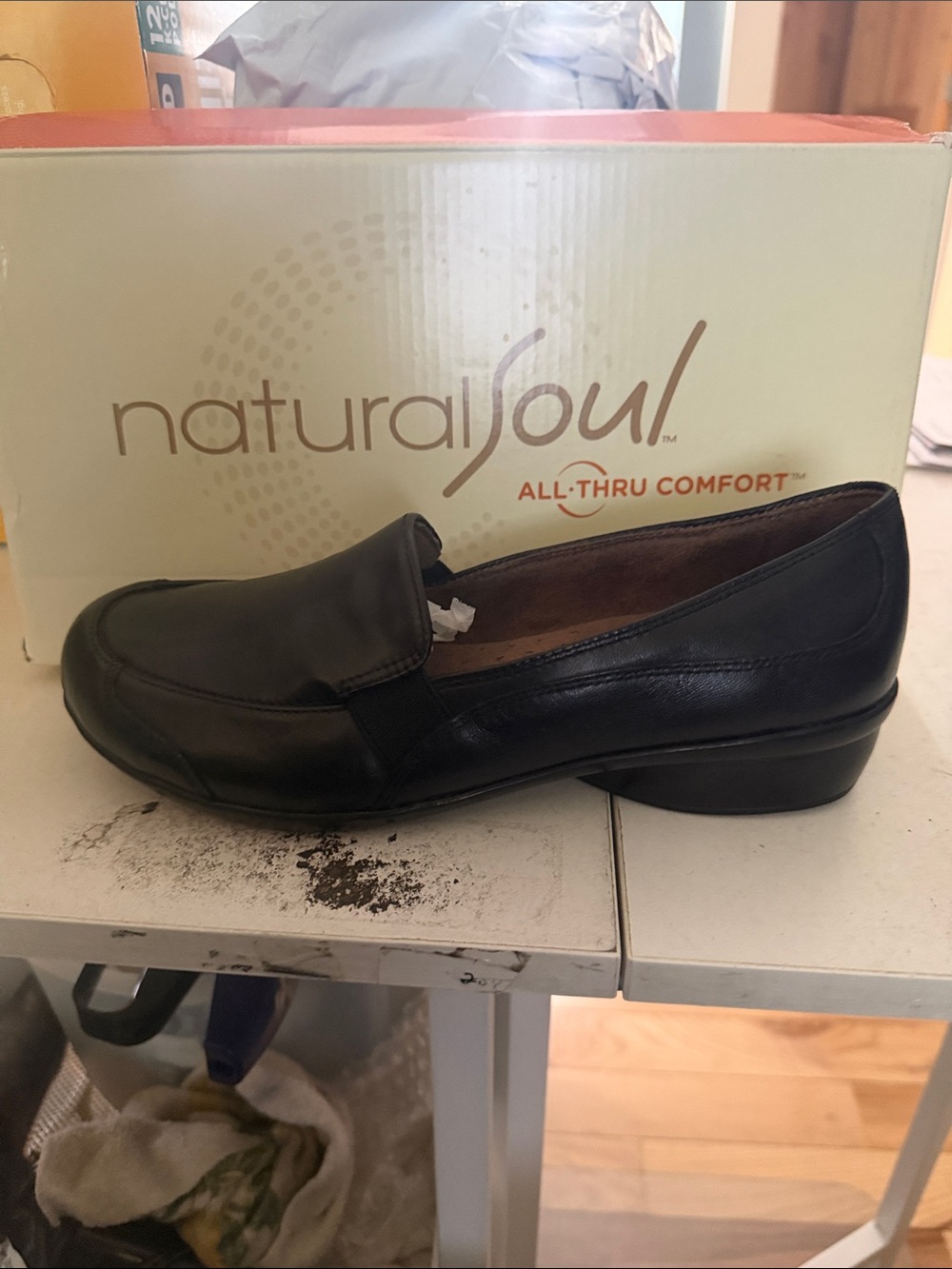 Natural Soul Women’s Carryon Slip On Loafer Shoes Black Leather Size 6 M US